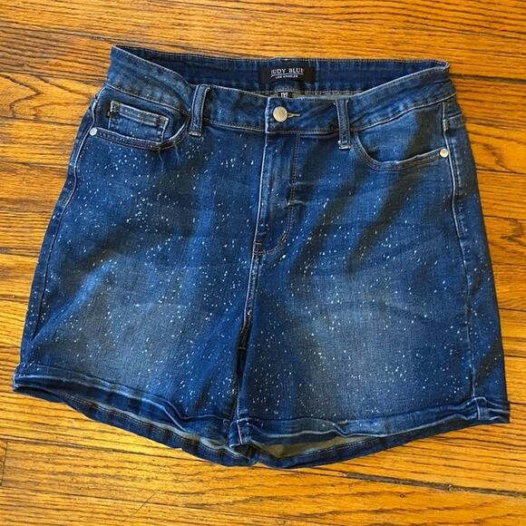 Judy Blue Shorts Womens 1XL, 14W-16W High Rise Blue Dark Wash Splatter - Picture 1 of 6
